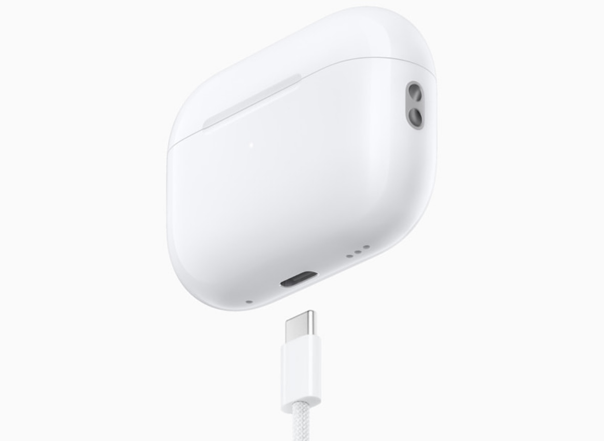 Apple představil AirPods Pro s nabíjením přes USB-C